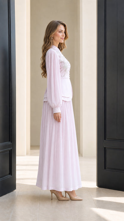 Side profile of light pink maxi dress set